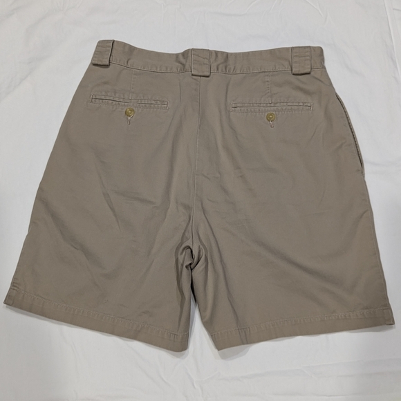 Tommy Hilfiger khaki shorts Men's 34 double pleat, double button - Picture 6 of 8